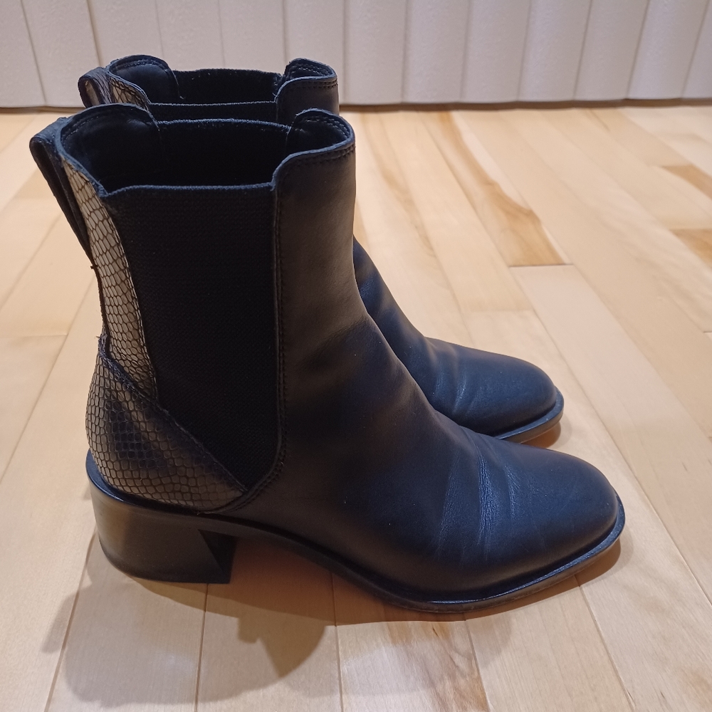 Dolce Vita black ankle boots - Picture 9 of 10